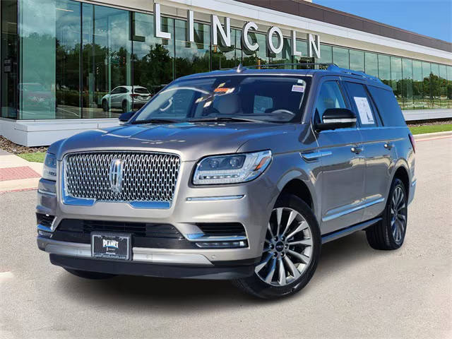 2020 Lincoln Navigator Reserve RWD photo