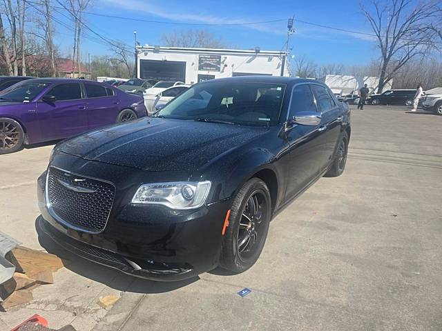 2015 Chrysler 300 300C RWD photo