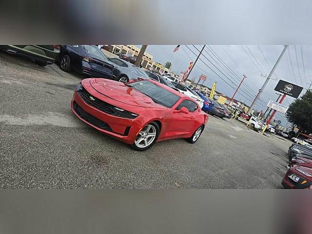 2020 Chevrolet Camaro 1LT RWD photo