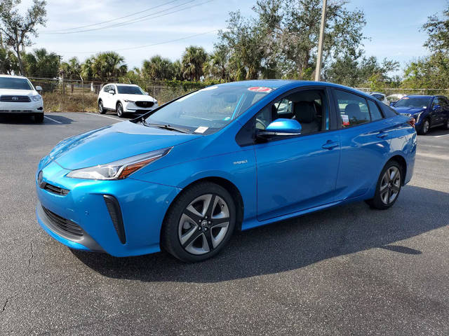 2020 Toyota Prius Limited FWD photo