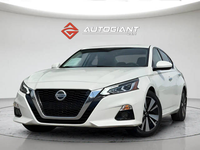 2020 Nissan Altima 2.5 SV FWD photo