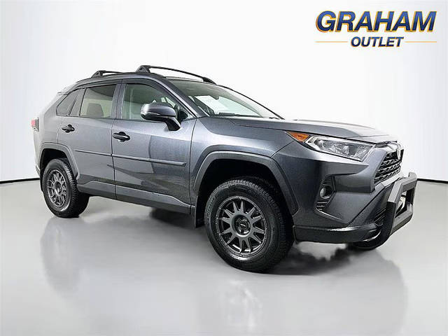 2020 Toyota RAV4 XLE AWD photo