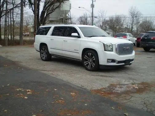 2015 GMC Yukon XL Denali 4WD photo