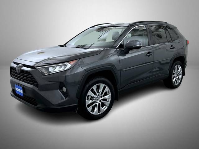 2020 Toyota RAV4 XLE Premium AWD photo