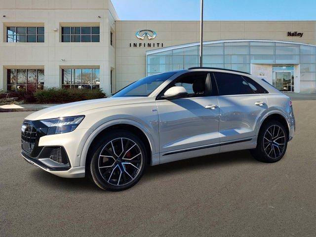 2020 Audi Q8 Prestige AWD photo