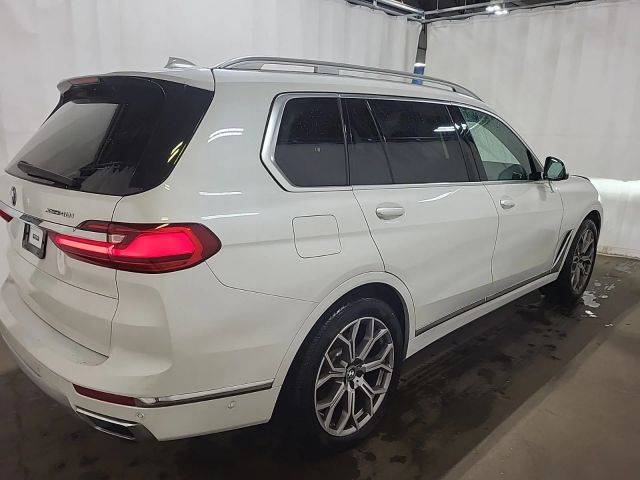 2020 BMW X7 xDrive40i AWD photo