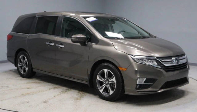 2020 Honda Odyssey Touring FWD photo