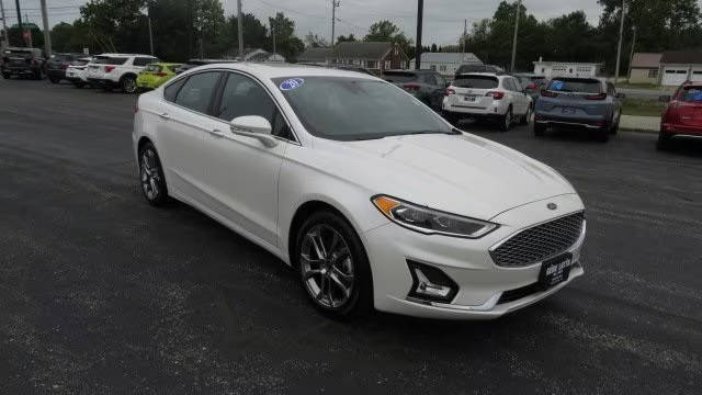 2020 Ford Fusion Titanium FWD photo