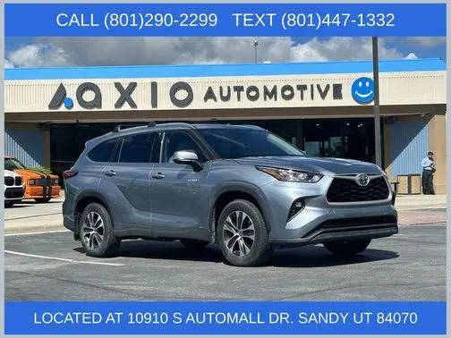 2020 Toyota Highlander Hybrid XLE AWD photo