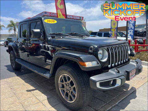 2020 Jeep Gladiator Overland 4WD photo