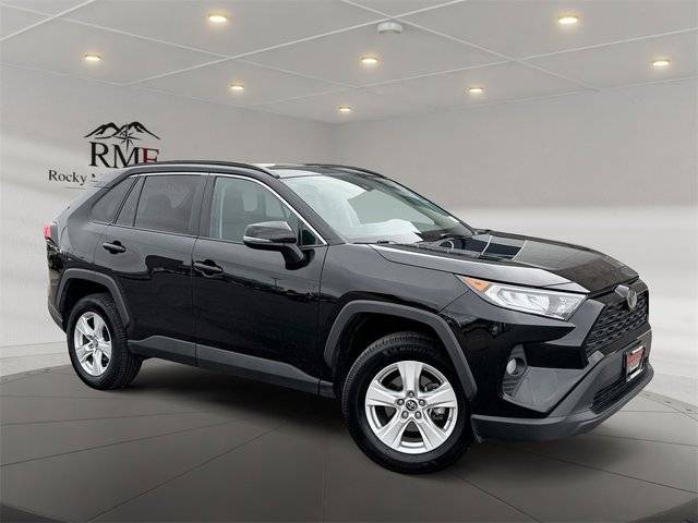 2019 Toyota RAV4 XLE AWD photo