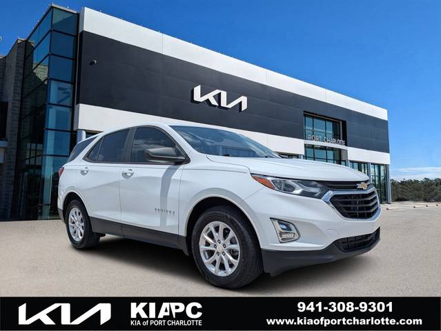 2020 Chevrolet Equinox LS FWD photo