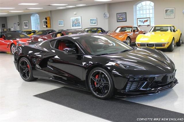 2020 Chevrolet Corvette 2LT RWD photo