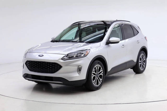 2020 Ford Escape SEL FWD photo