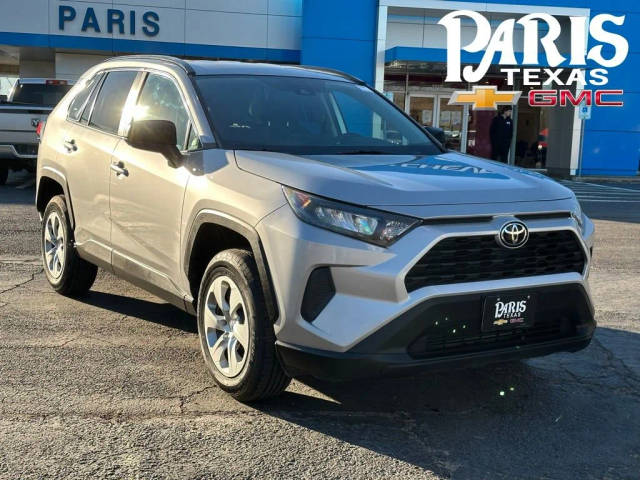 2020 Toyota RAV4 LE FWD photo
