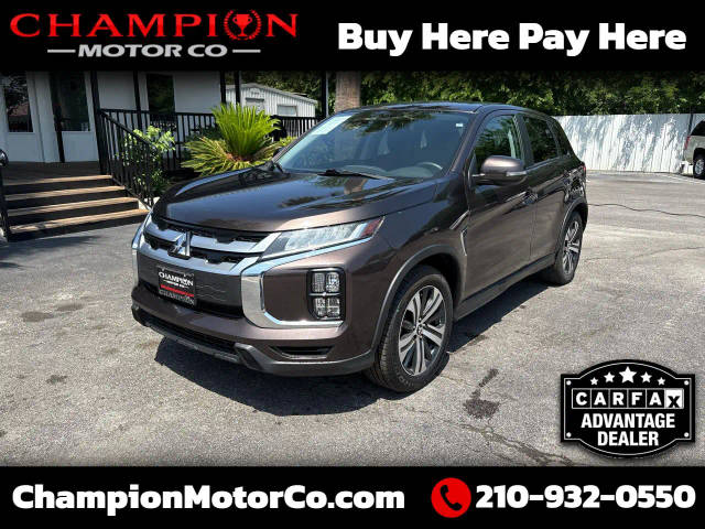 2020 Mitsubishi Outlander Sport SE 2.0 FWD photo