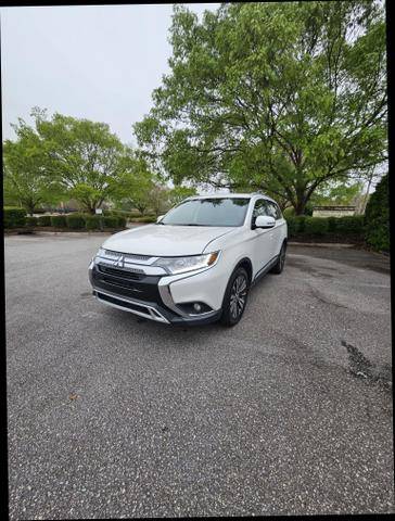2019 Mitsubishi Outlander SEL 4WD photo