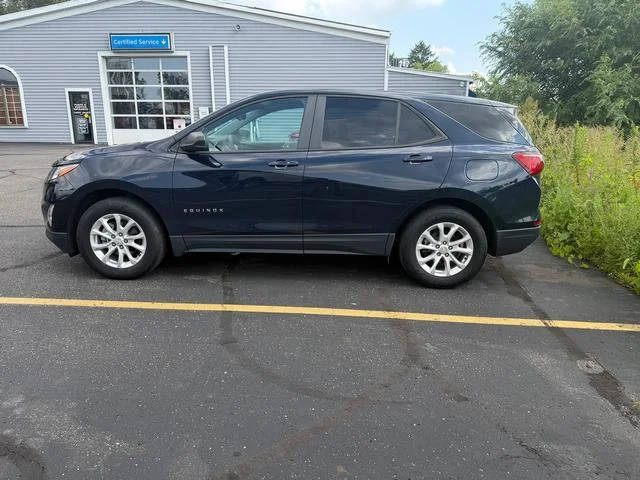 2020 Chevrolet Equinox LS AWD photo
