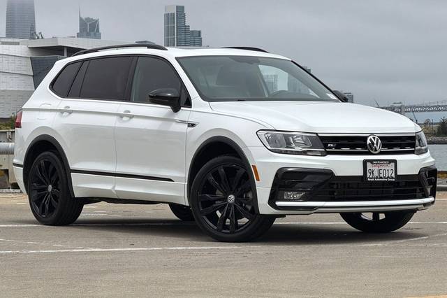 2020 Volkswagen Tiguan SE R-Line Black AWD photo