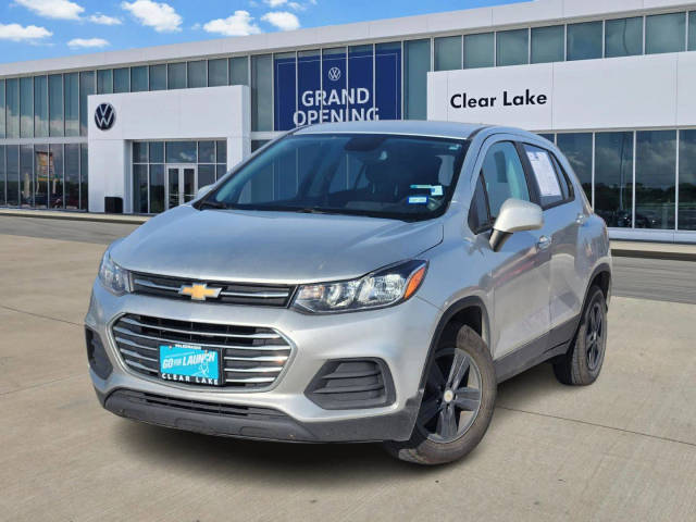 2020 Chevrolet Trax LS FWD photo
