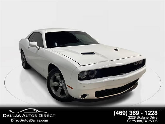 2020 Dodge Challenger SXT RWD photo