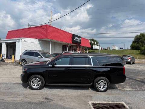 2019 Chevrolet Suburban LT 4WD photo