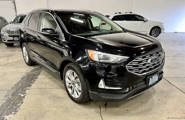 2019 Ford Edge Titanium AWD photo