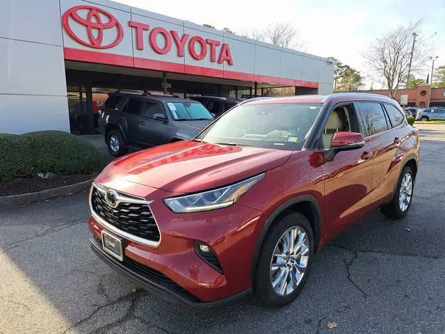 2020 Toyota Highlander Limited FWD photo