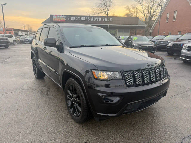 2020 Jeep Grand Cherokee Altitude RWD photo