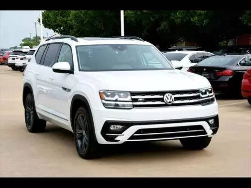 2020 Volkswagen Atlas 3.6L V6 SE w/Technology R-Line AWD photo