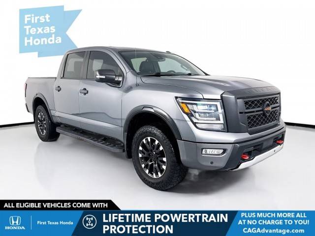 2020 Nissan Titan PRO-4X 4WD photo