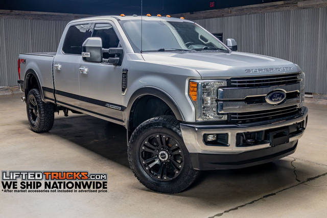 2017 Ford F-250 Super Duty Lariat 4WD photo