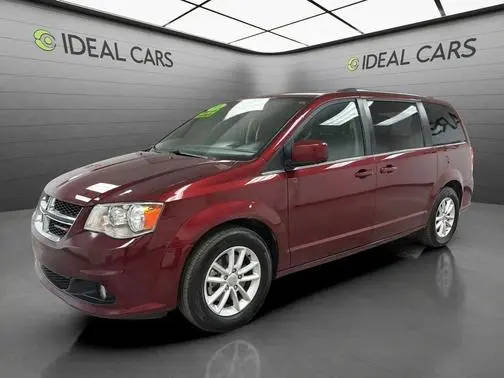 2018 Dodge Grand Caravan SXT FWD photo