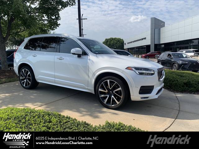2020 Volvo XC90 Momentum AWD photo
