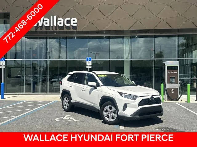 2020 Toyota RAV4 XLE AWD photo