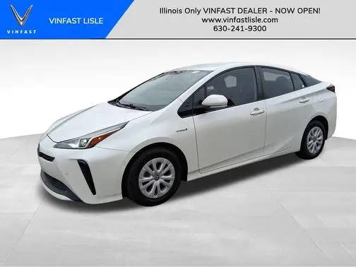 2020 Toyota Prius LE FWD photo