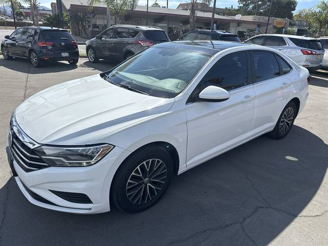 2020 Volkswagen Jetta SE FWD photo