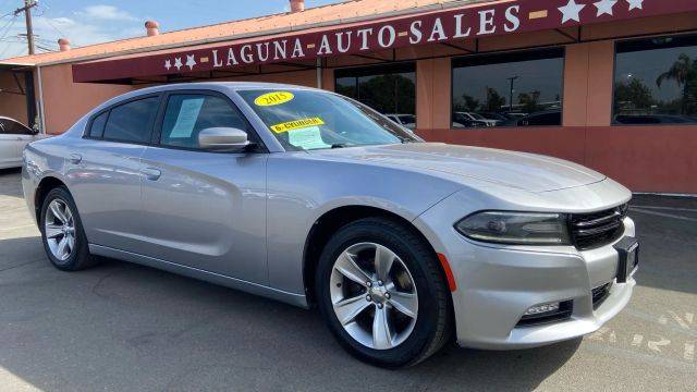 2015 Dodge Charger SXT RWD photo