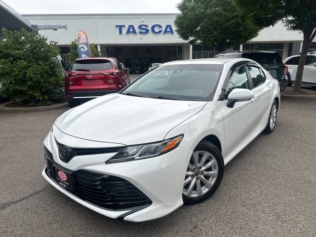 2020 Toyota Camry LE AWD photo