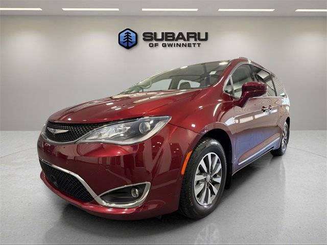 2020 Chrysler Pacifica Minivan Touring L Plus FWD photo