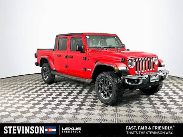 2020 Jeep Gladiator Overland 4WD photo