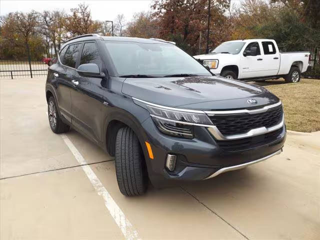 2021 Kia Seltos SX AWD photo