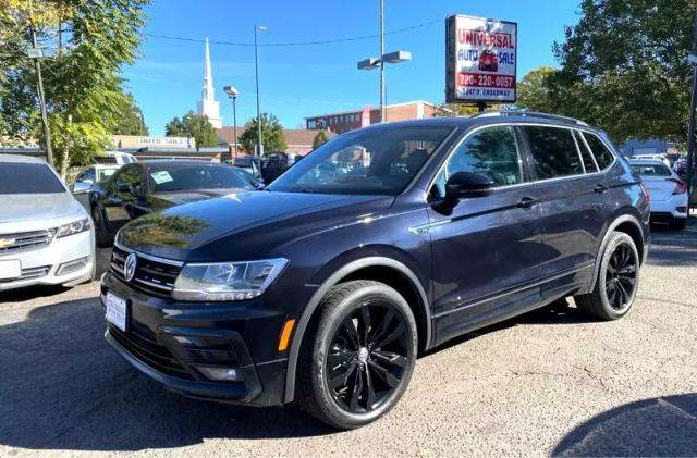 2020 Volkswagen Tiguan SE R-Line Black AWD photo