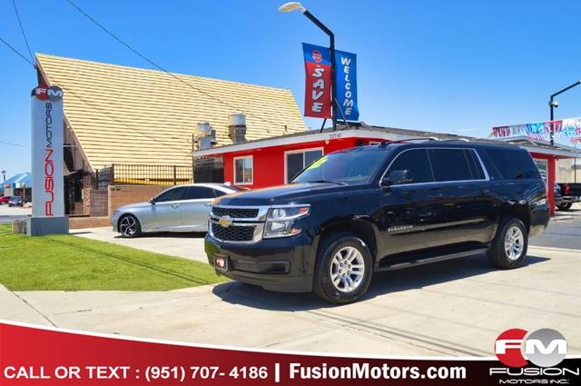 2020 Chevrolet Suburban LT RWD photo