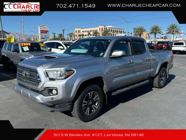 2017 Toyota Tacoma SR5 4WD photo