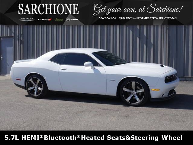 2019 Dodge Challenger R/T RWD photo