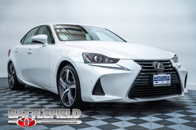 2020 Lexus IS IS 300 RWD photo