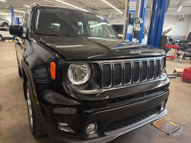 2020 Jeep Renegade Latitude 4WD photo