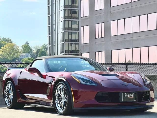 2019 Chevrolet Corvette Grand Sport 2LT RWD photo