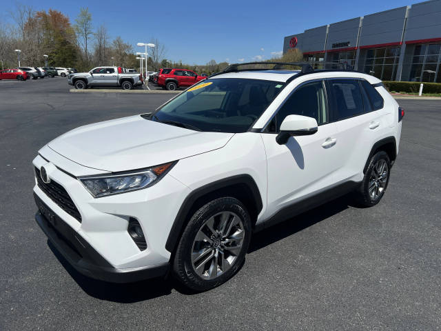 2020 Toyota RAV4 XLE Premium AWD photo
